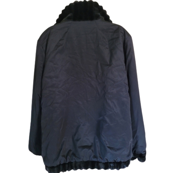 Gallery Black Reversible Grooved Faux Fur Zip-Up Jacket Size Women's Large - Picture 4 of 14